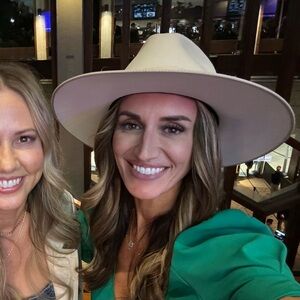 Meet your Posher, Tif